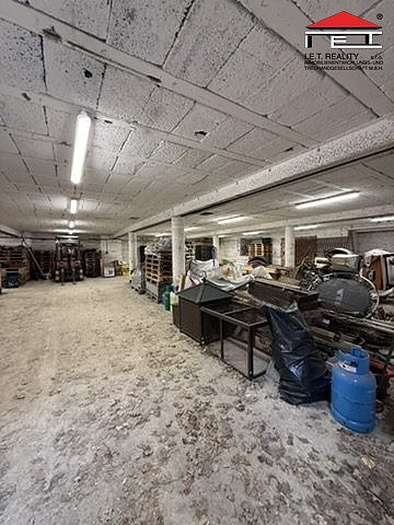 Pronájem garáže 250 m2, Dobratice – fotografie 5