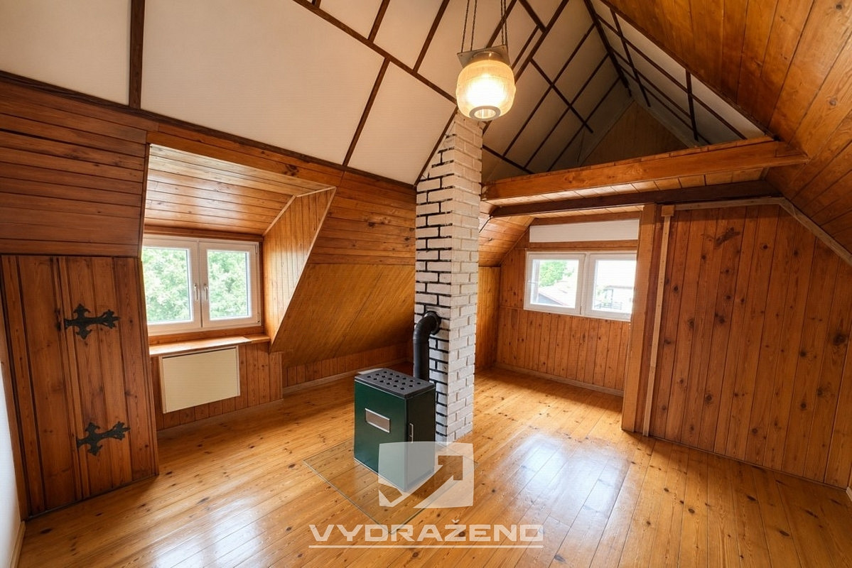 Prodej chaty/chalupy 244 m² s pozemkem 350 m²