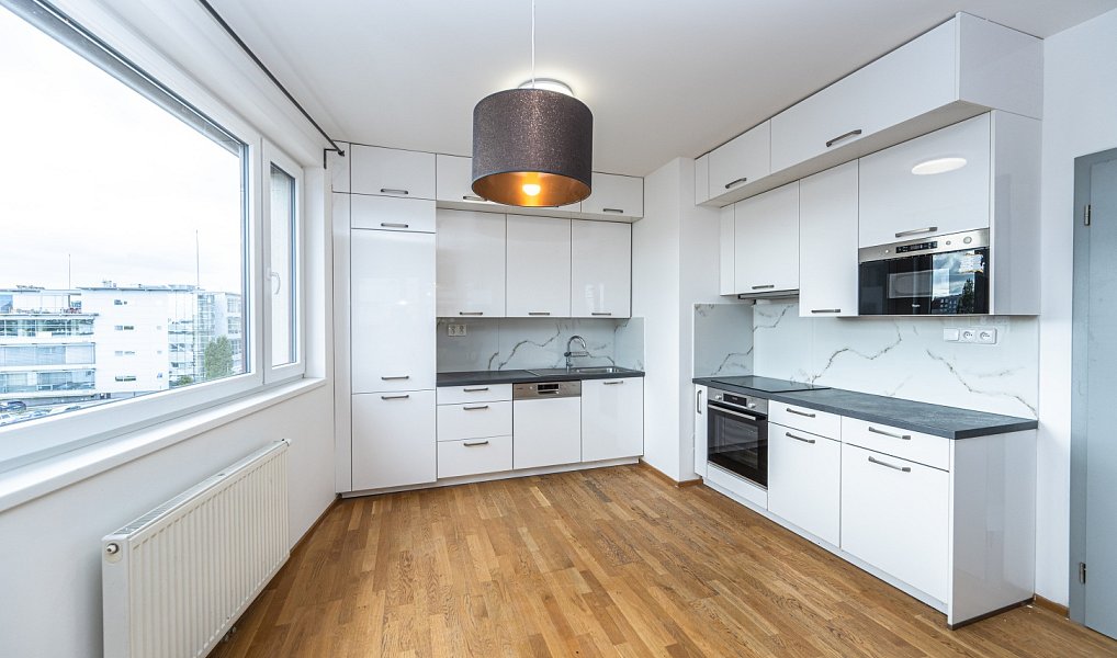 Pronájem bytu 3+kk 97 m², Praha – náhled fotky 2
