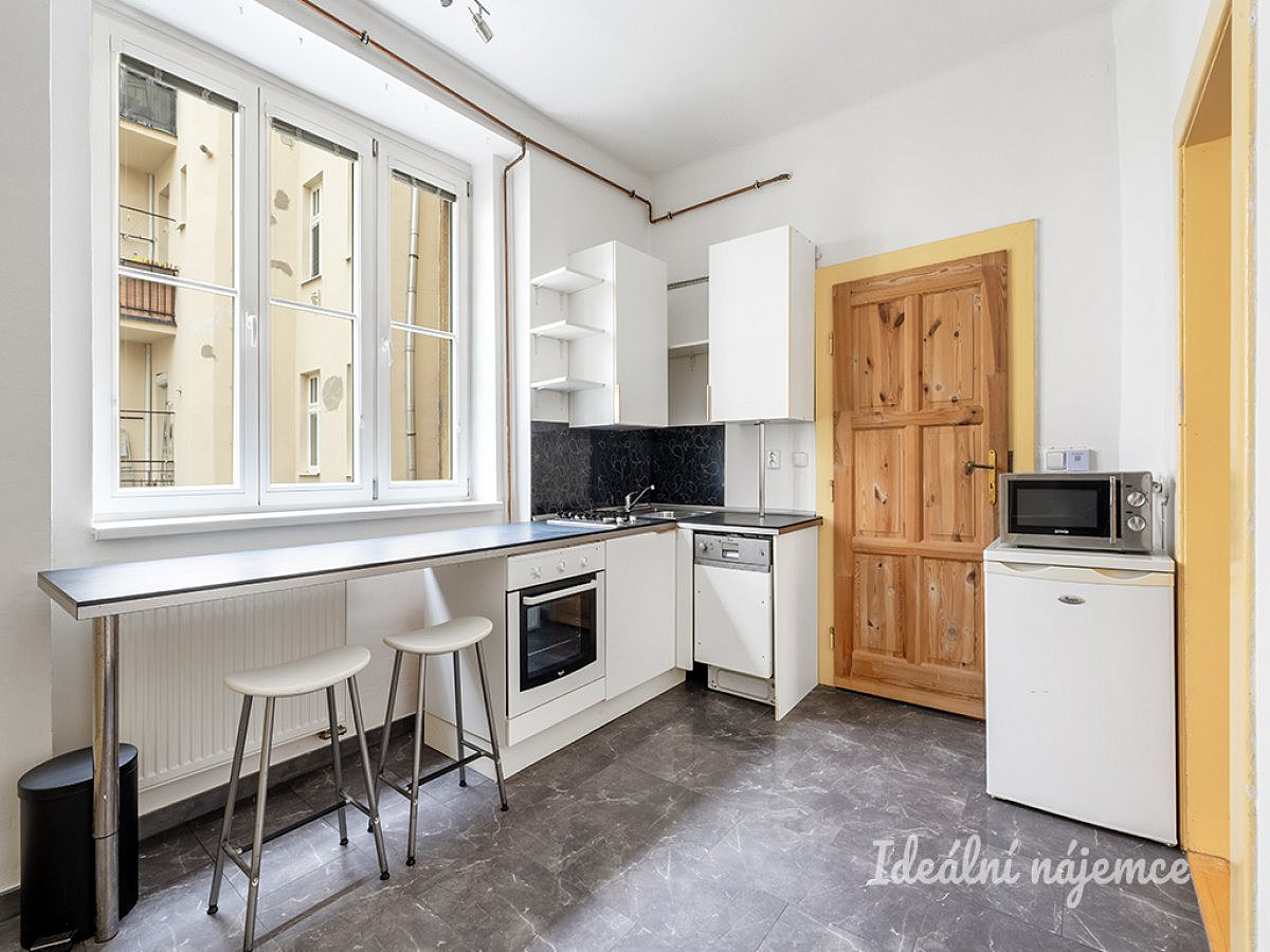 Pronájem bytu 2+kk 37 m² – fotografie 4