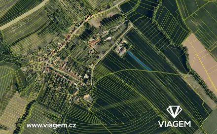 Prodej pole 2 698 m², Kroměříž