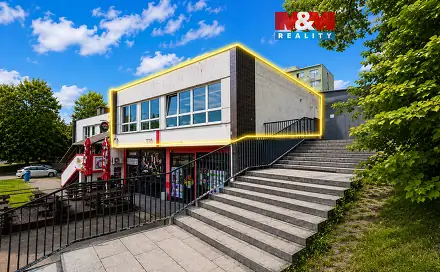 Pronájem obchodních prostor 82 m², Náměstí Benedikta Rejta, Louny