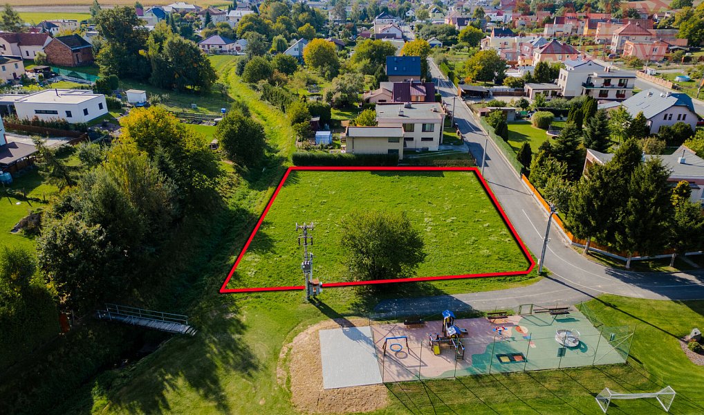 Prodej stavebního pozemku 1 371 m², Hať – náhled fotky 4