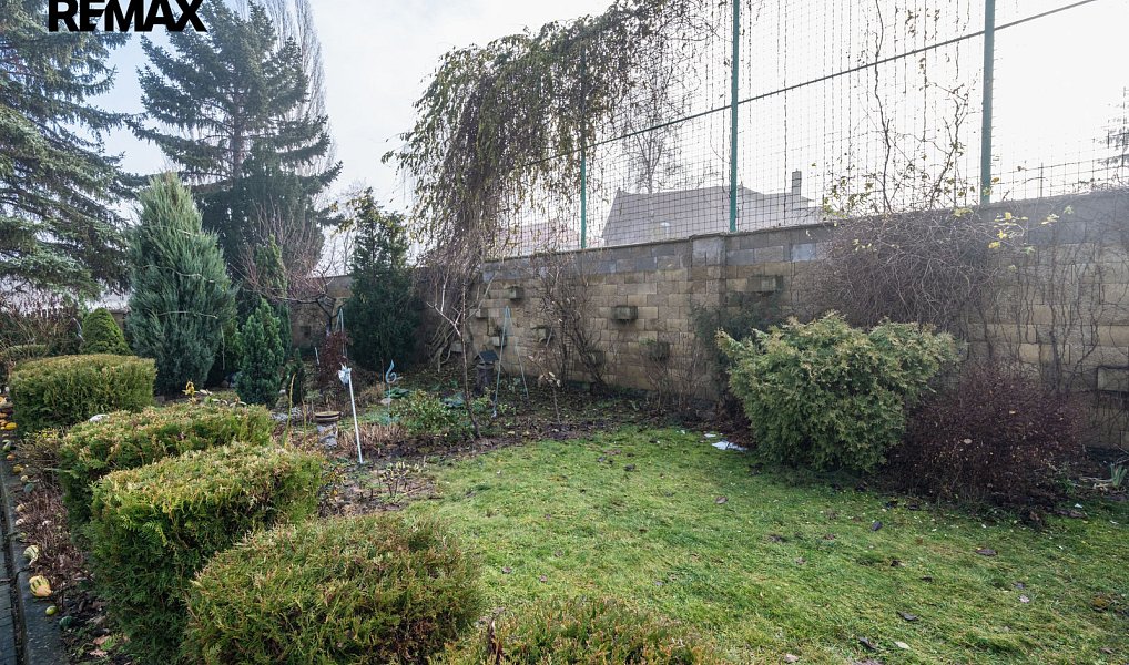 Prodej domu 350 m² s pozemkem 1 872 m², Spořice – náhled fotky 46