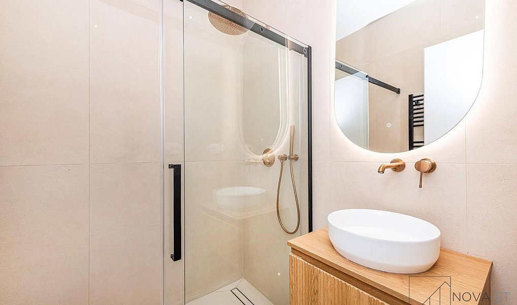 Prodej bytu 1+kk 28 m², Praha – náhled fotky 12
