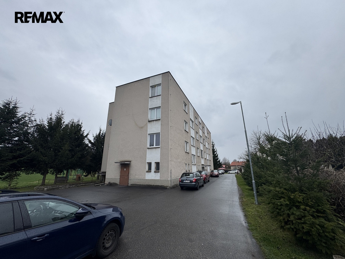 Prodej nájemního domu, činžáku 767 m² – pohled 2