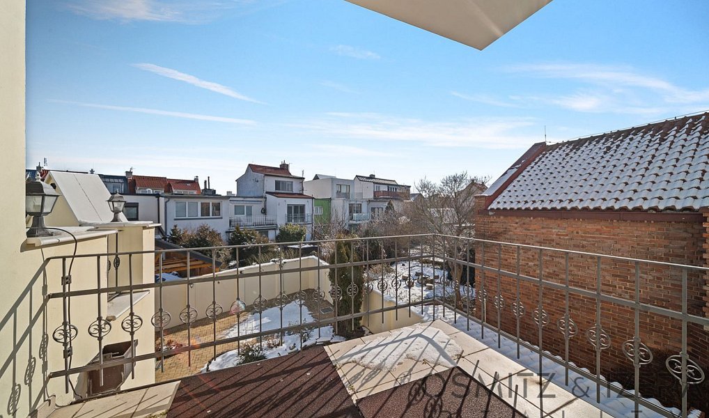 Prodej ubytovacího objektu 890 m², Praha – náhled fotky 15