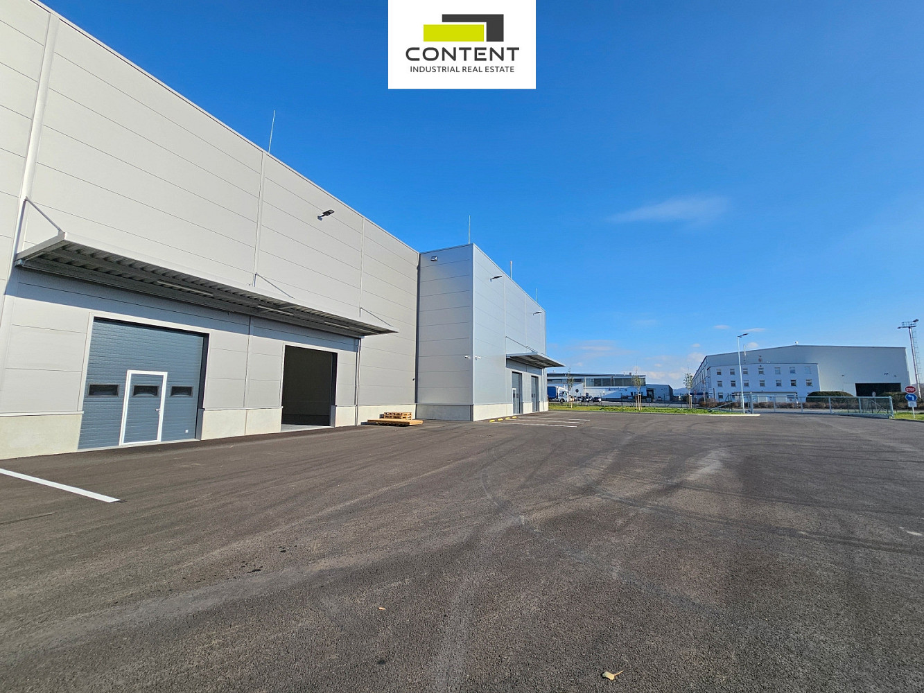 Pronájem skladovacích prostor 1 261 m² – fotografie 3
