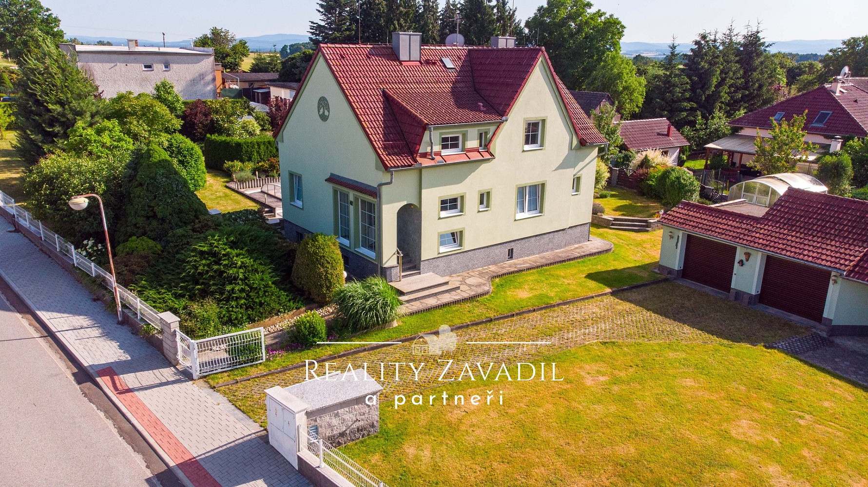 Prodej domu 140 m² s pozemkem 2 195 m²