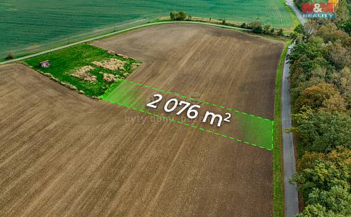Prodej stavebního pozemku 2 076 m², Choryně, okres Vsetín