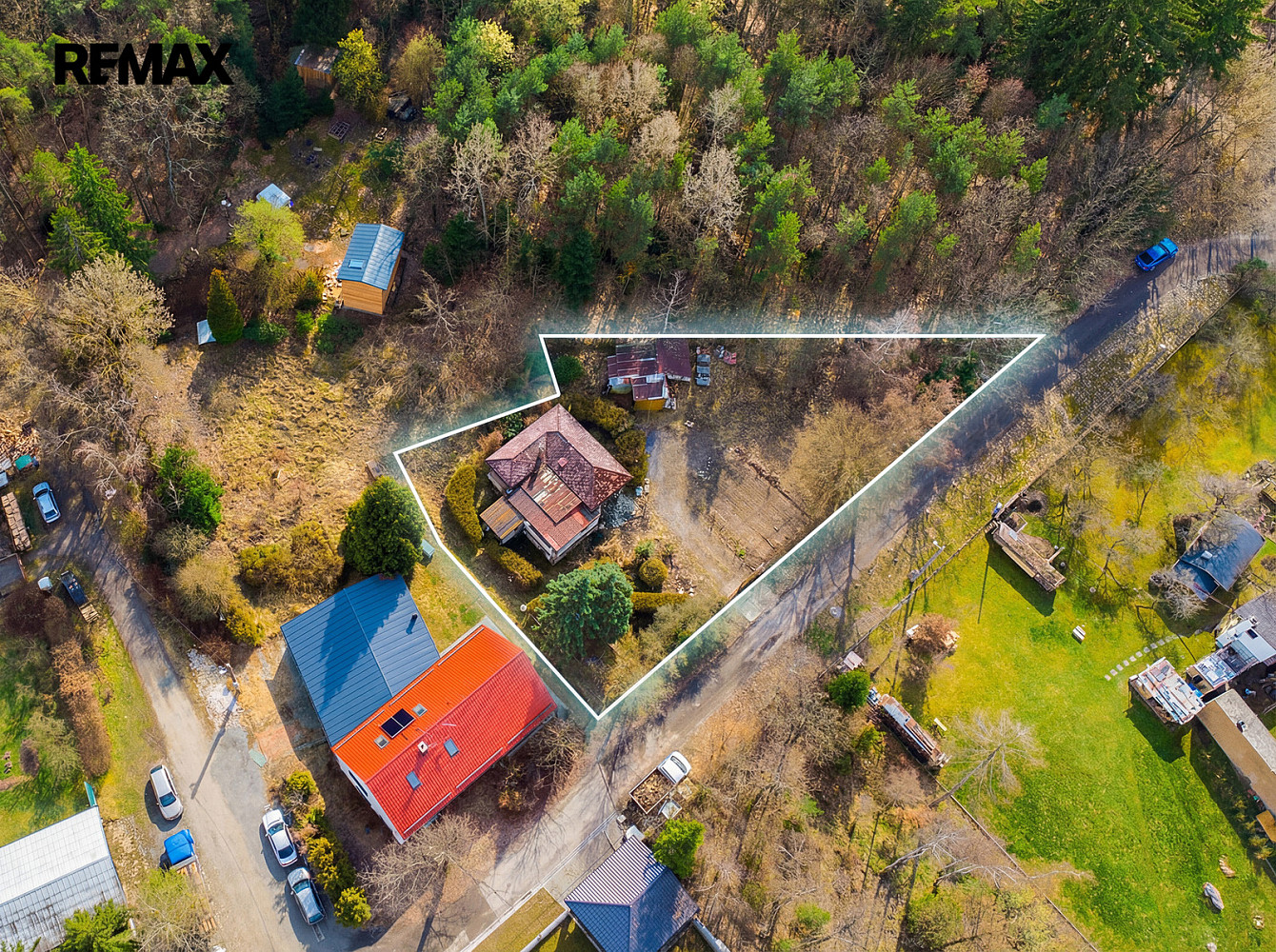 Prodej stavebního pozemku 1 079 m² – pohled 5