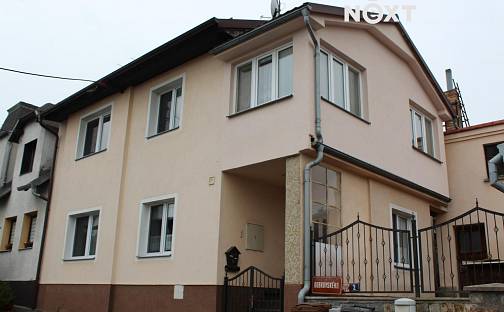 Prodej domu 150 m² s pozemkem 734 m², Dobrovského, Karlovy Vary - Stará Role