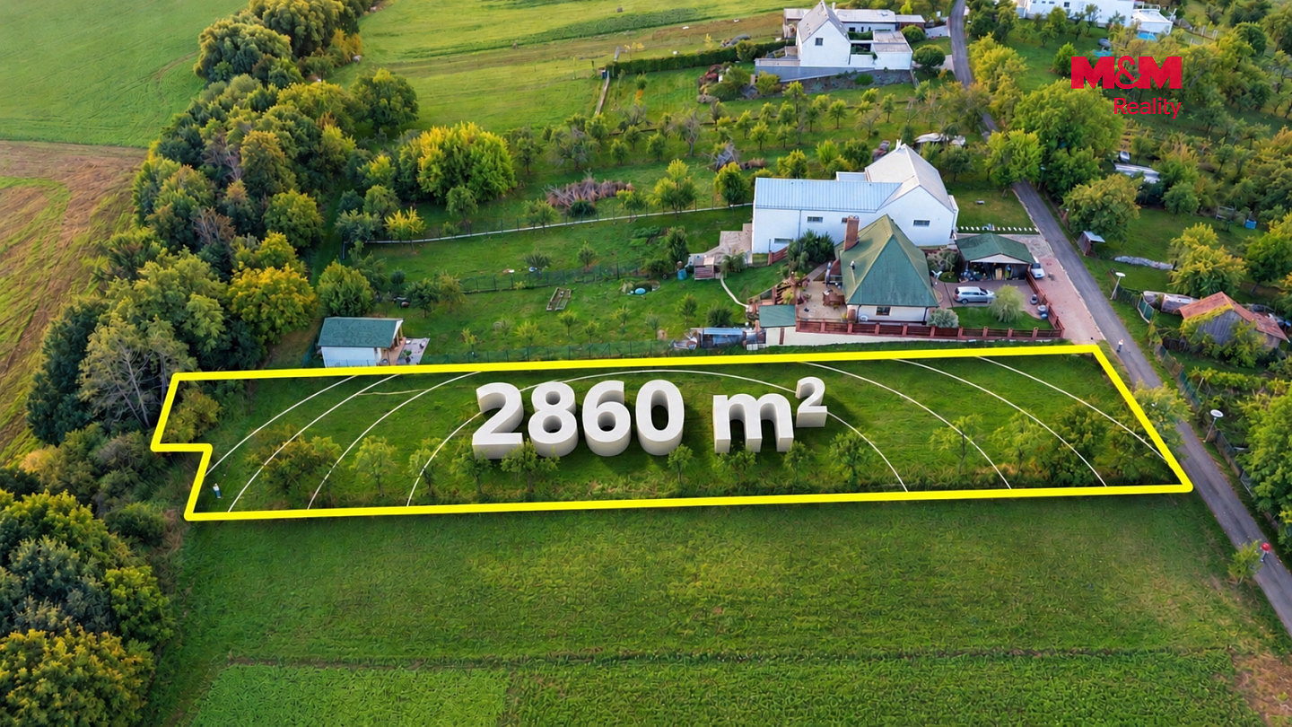 Prodej stavebního pozemku 2 860 m² – fotografie 2