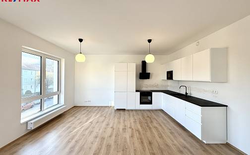 Pronájem bytu 2+kk 65 m², Šumavská, Karlovy Vary