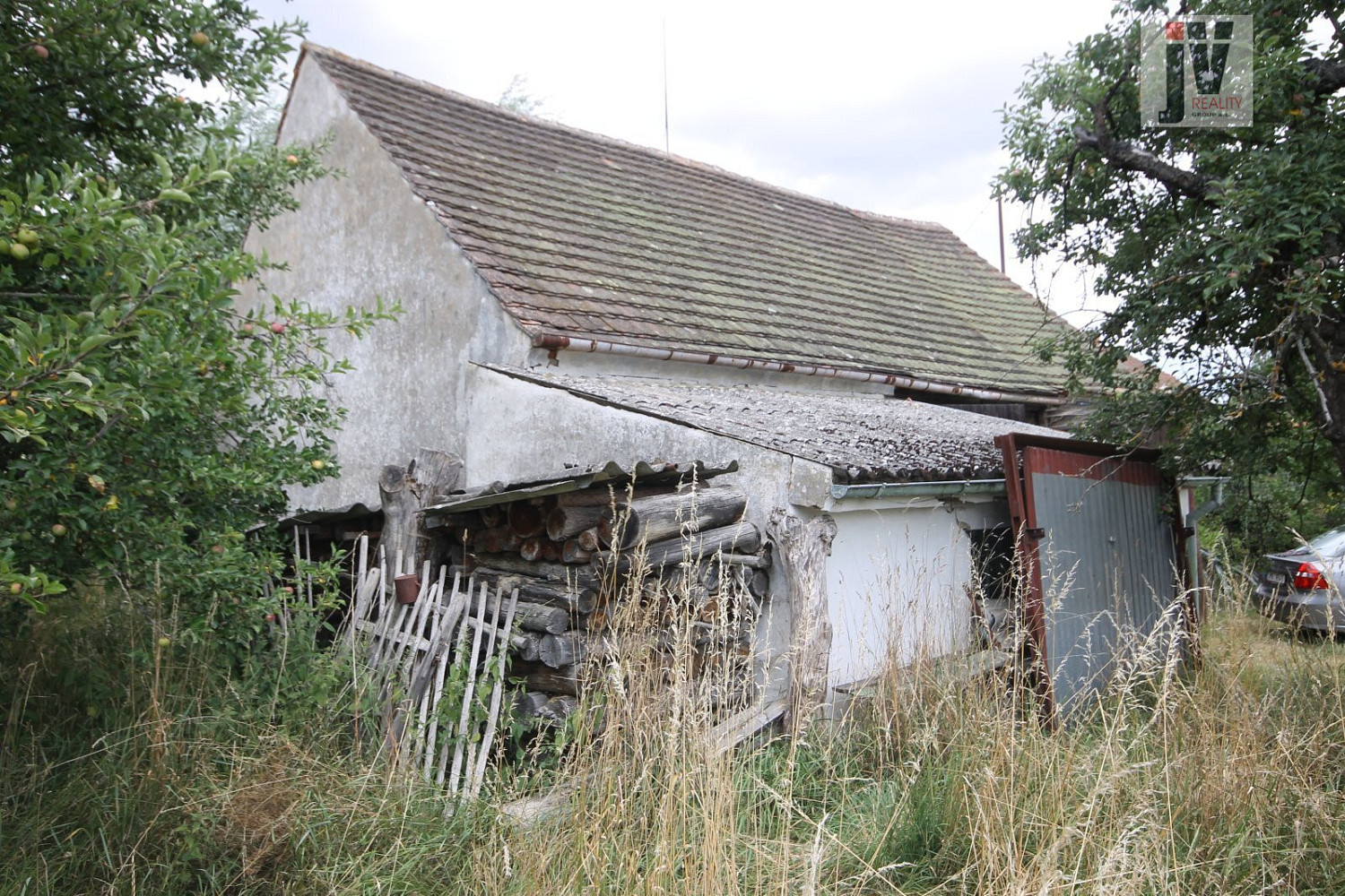 Prodej stodoly 160 m2 a garáže 18 m2, okr. Klatovy – fotografie 2