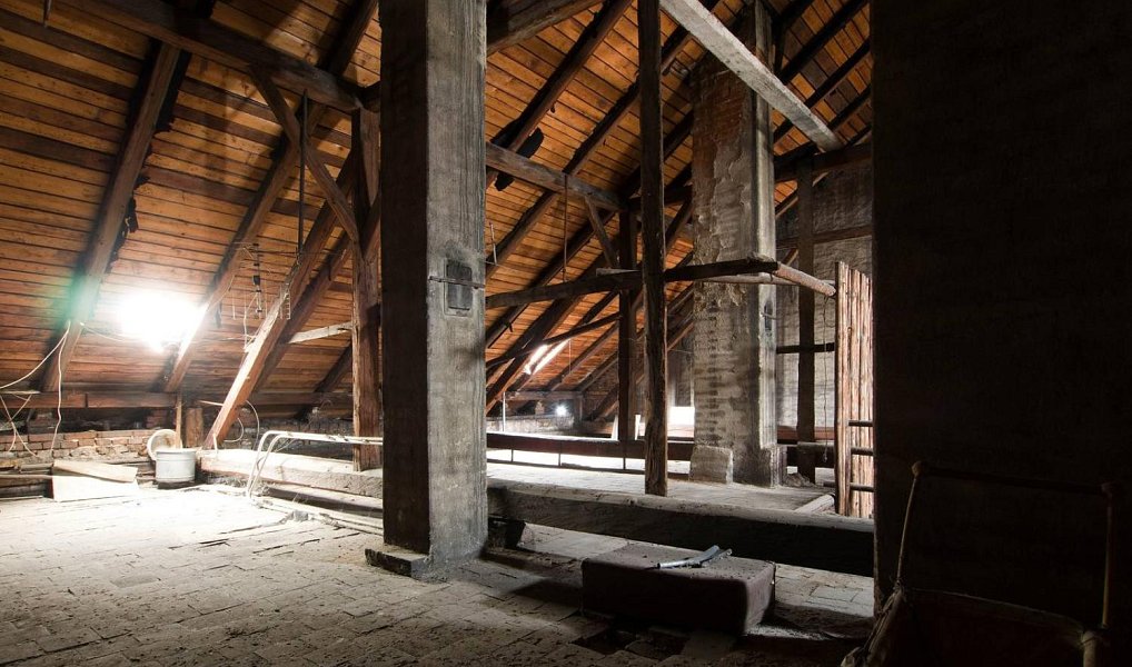 Prodej nájemního domu, činžáku 800 m², Třebechovice pod Orebem – náhled fotky 25