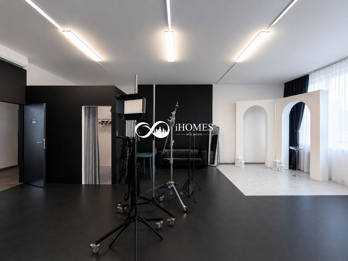 Pronájem obchodních prostor 99 m²