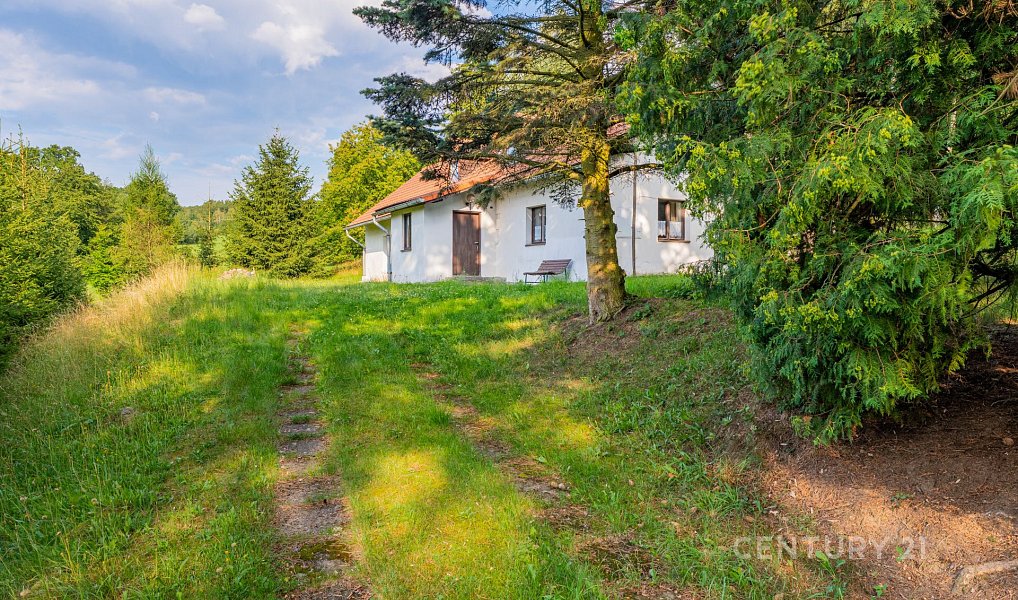 Prodej chaty/chalupy 198 m² s pozemkem 2 388 m², Jince – náhled fotky 41