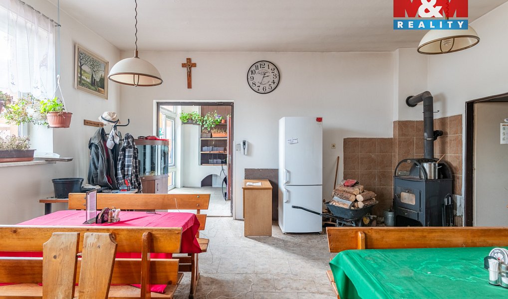 Prodej restaurace 160 m², Zbytiny – náhled fotky 7