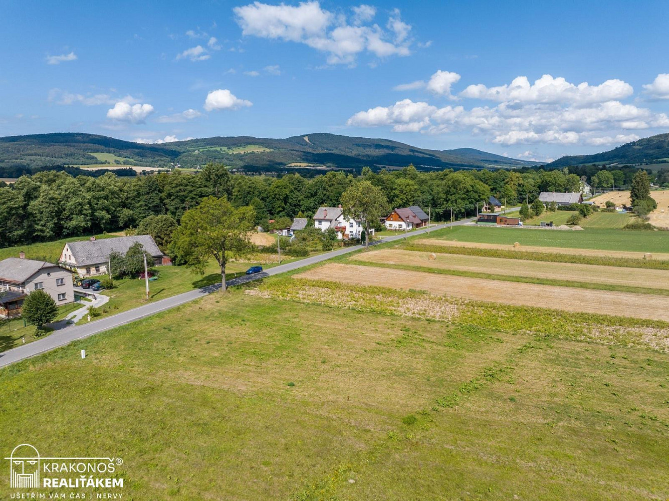 Prodej stavebního pozemku 1 026 m² – pohled 3
