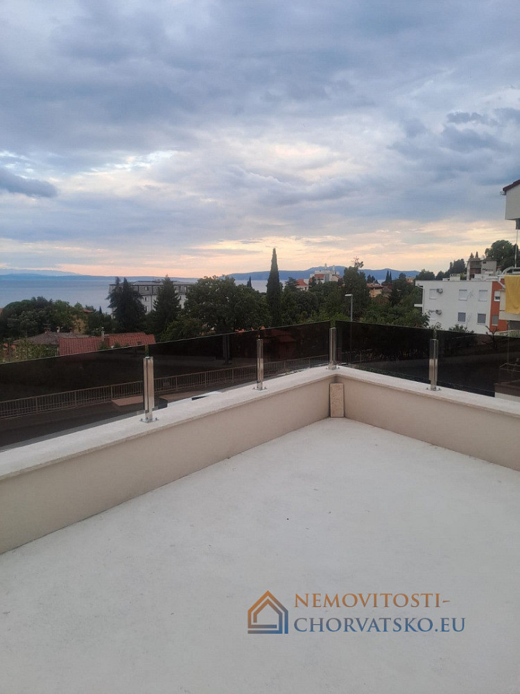 Prodej bytu 2+kk 94 m² – pohled 5