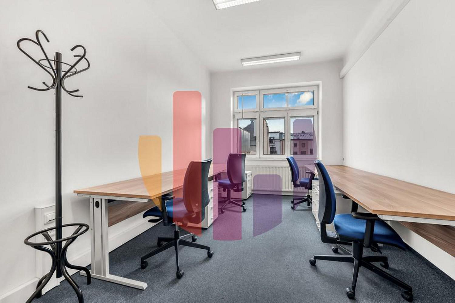 Pronájem kanceláře 1 329 m² — photo 4