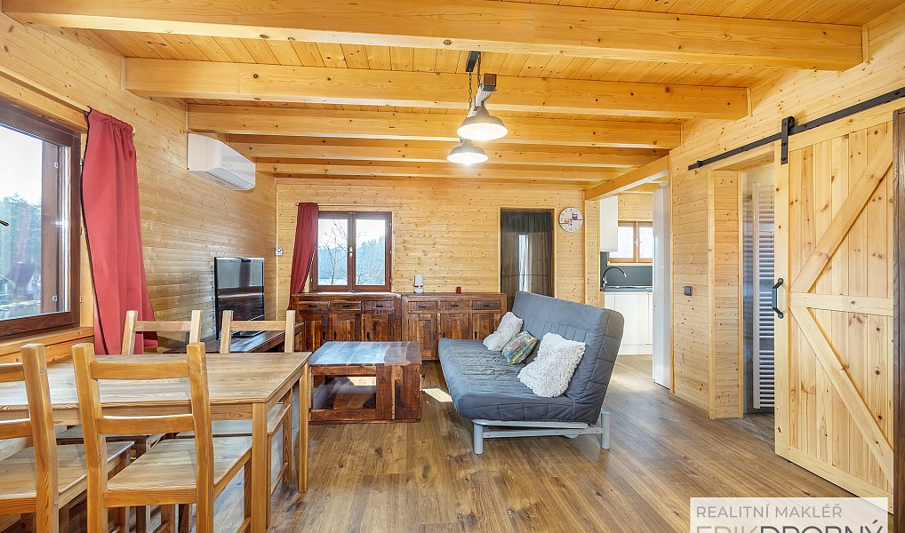 Prodej chaty/chalupy 80 m² s pozemkem 553 m², Holotín – náhled fotky 5