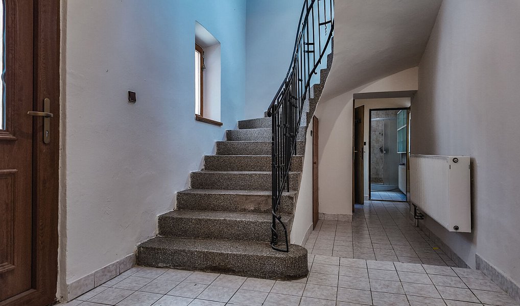 Prodej domu 140 m² s pozemkem 737 m², Polička – náhled fotky 5