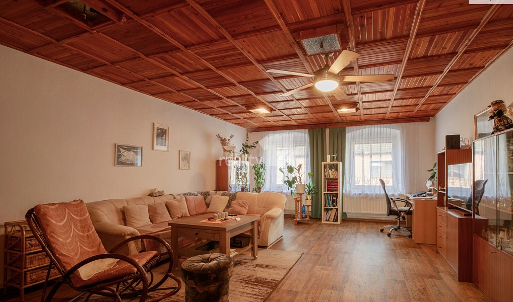 Prodej domu 220 m² s pozemkem 907 m², Žebrák – náhled fotky 5