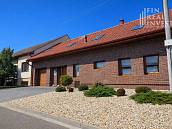Prodej domu 328�m2 s pozemkem 975�m2