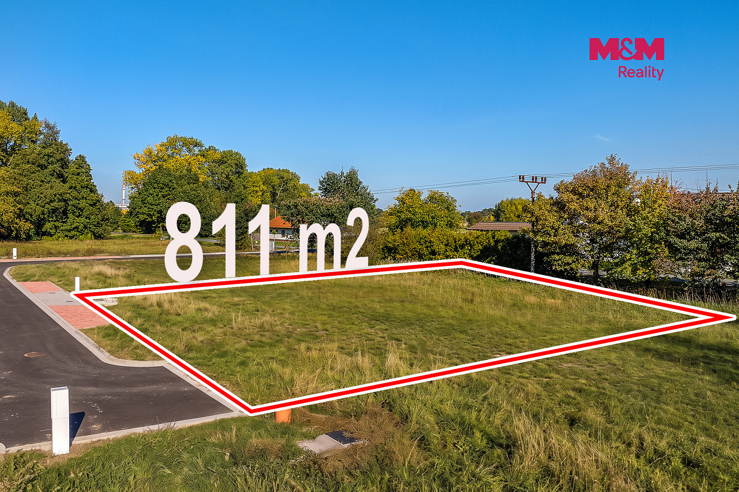 Prodej stavebního pozemku 811 m² – fotografie 2