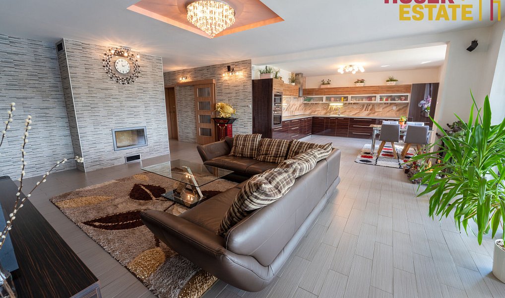 Prodej domu 263 m² s pozemkem 904 m², Brno – náhled fotky 3