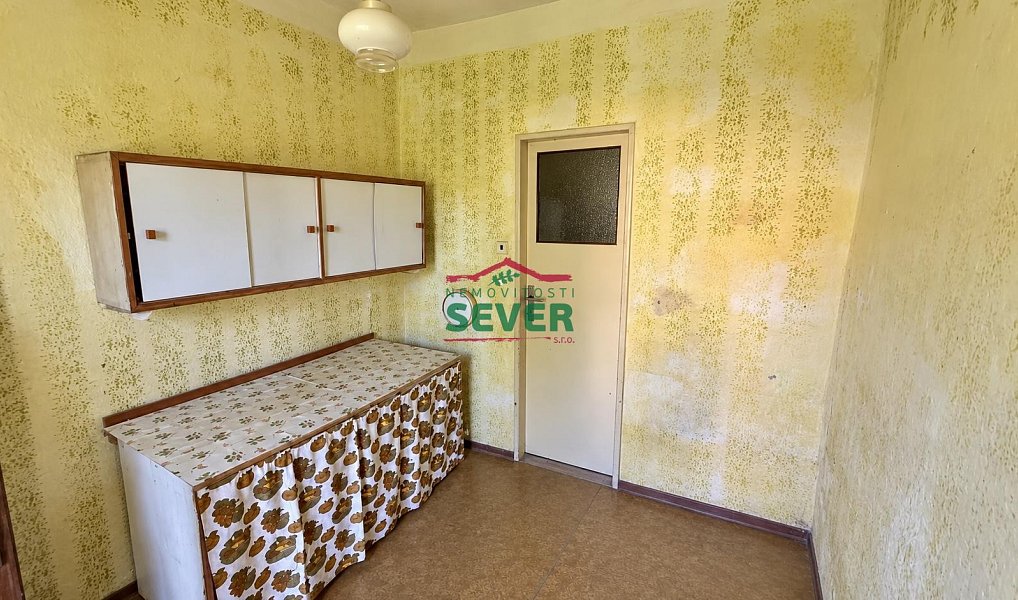 Prodej domu 241 m² s pozemkem 1 596 m², Křesín – náhled fotky 17