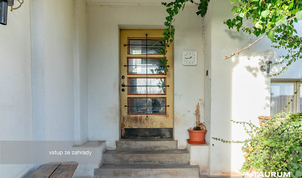 Prodej domu 329 m² s pozemkem 1 052 m², Manětín – náhled fotky 18