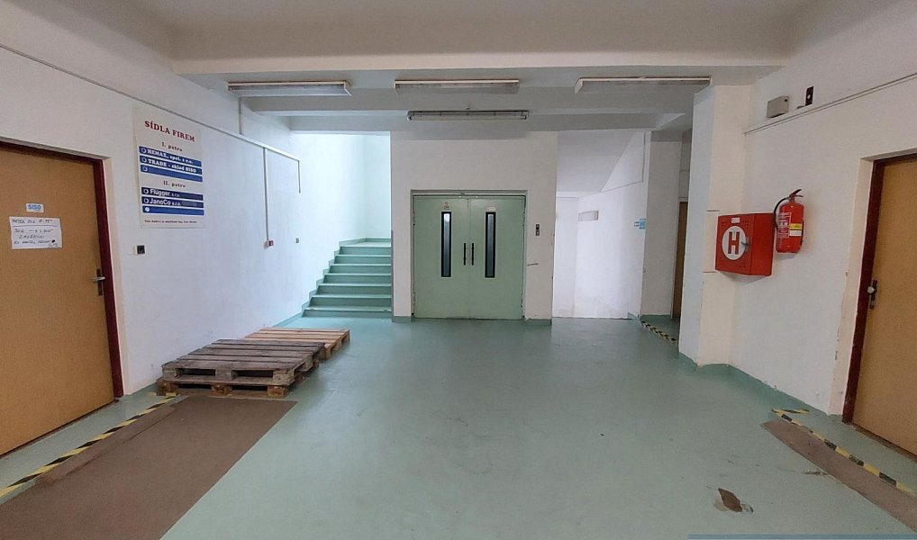 Pronájem skladovacích prostor 100 m², Krnov – náhled fotky 10