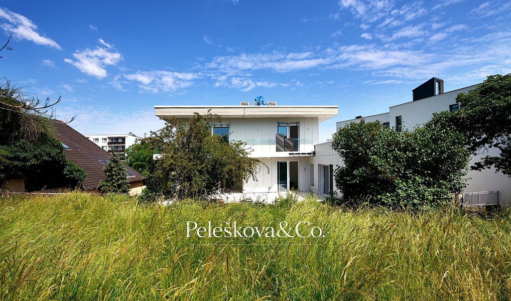 Prodej bytu 5+kk 169 m², Praha – náhled fotky 9