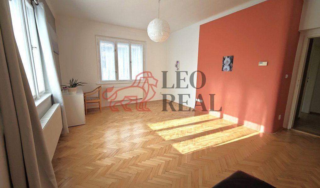 Pronájem bytu 3+1 78 m², Praha – náhled fotky 3
