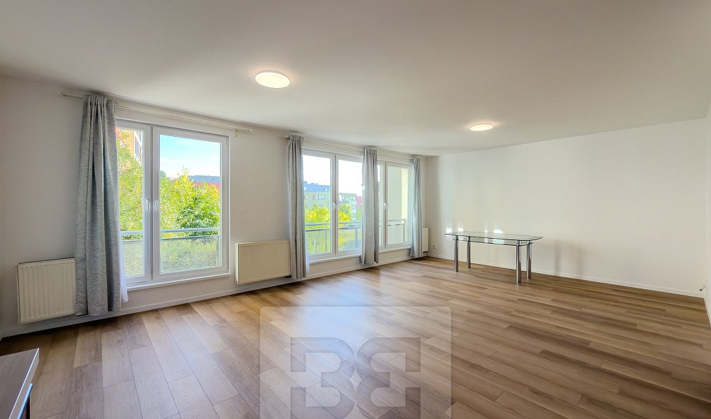 Pronájem bytu 3+kk 89 m², Praha – náhled fotky 3