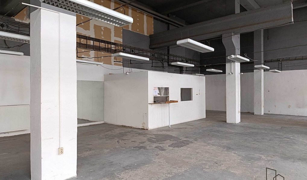 Pronájem skladovacích prostor 220 m², Brno – náhled fotky 2