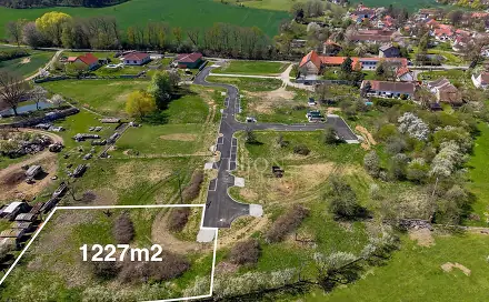 Prodej stavebního pozemku 1 227 m², Dobev, okres Písek