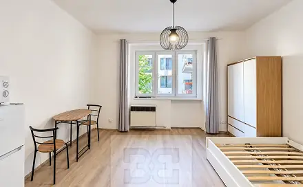 Pronájem bytu 1+kk 27 m², Kandertova, Praha 8 - Libeň