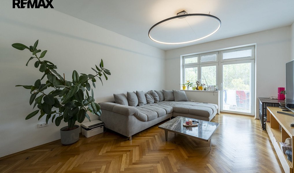 Prodej bytu 4+1 120 m², Vsetín – náhled fotky 3