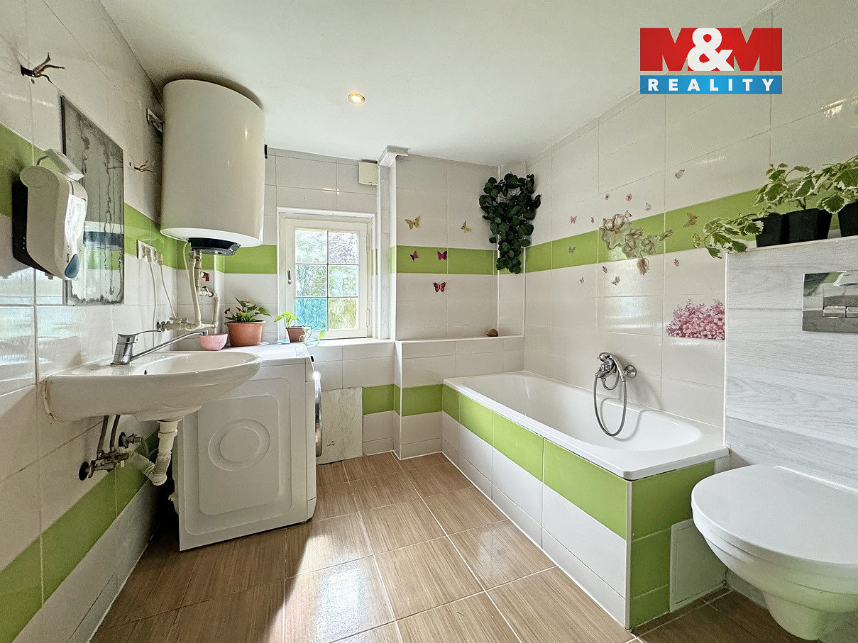 Prodej nájemního domu, činžáku 190 m² – fotografie 2