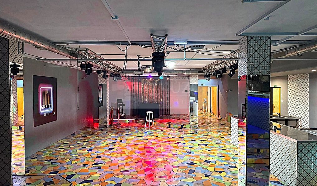 Pronájem obchodních prostor 217 m², Mladá Boleslav – náhled fotky 2