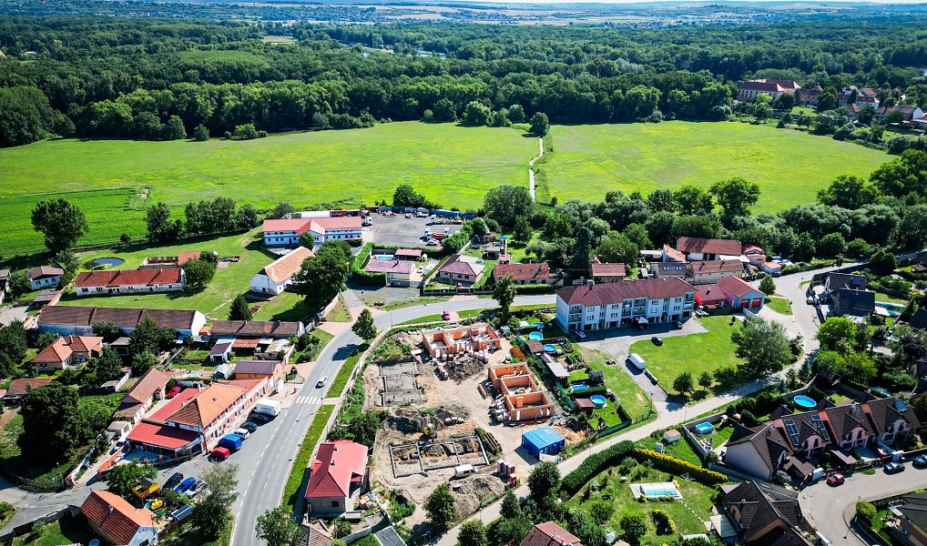 Prodej domu 87 m² s pozemkem 104 m², Obříství – náhled fotky 9