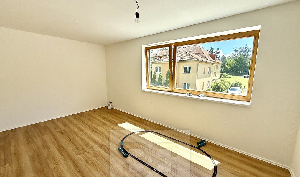Prodej domu 181 m² s pozemkem 846 m², Unhošť – náhled fotky 12