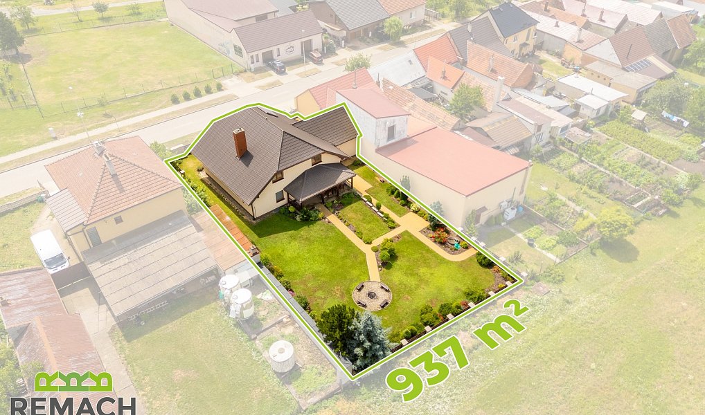 Prodej domu 335 m² s pozemkem 937 m², Blatnice pod Svatým Antonínkem – náhled fotky 2