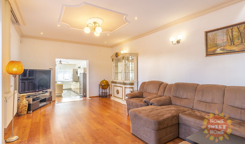 Prodej domu 320 m² s pozemkem 400 m², Praha – náhled fotky 9