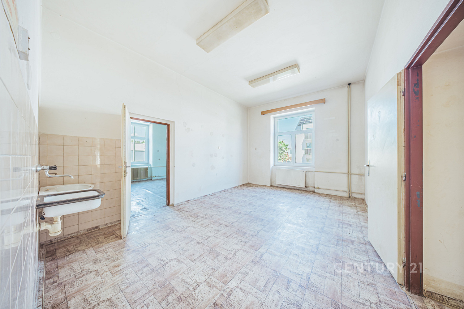 Prodej komerčního objektu (jiného typu) 120 m² – fotografie 3