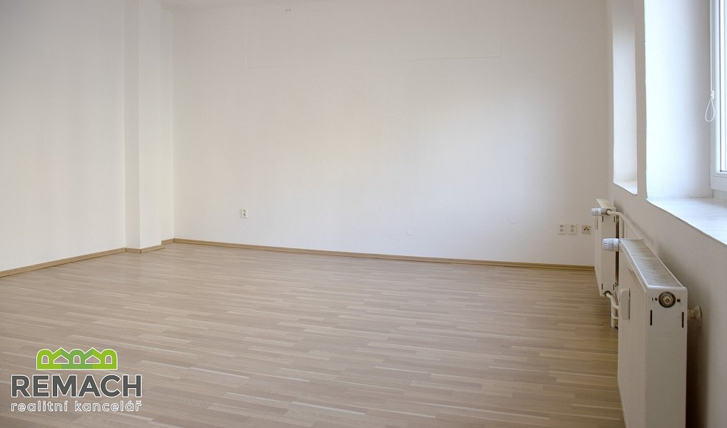 Pronájem bytu 1+kk 38 m², Náchod – náhled fotky 4